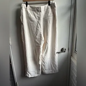 Aritzia‎ The Effortless Pant Cropped CruiseLinen 12 workwear minimalist holiday thumbnail 4