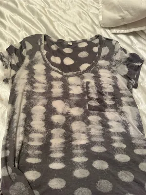 Lululemon size 8 scoop neck Tshirt small pocket cotton grey white thumbnail 6