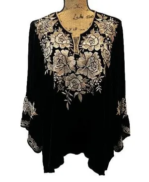 Johnny Was Olenna Velvet Flutter Top 3/4 Sleeve thumbnail 6