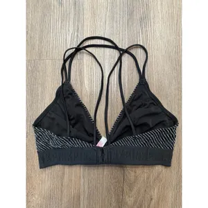 Victoria's Secret‎ Bra Medium Black Unlined Wirefree Silver Stripe Logo thumbnail 4
