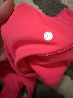 Lululemon align v neck bra Pink Size 6 thumbnail 3