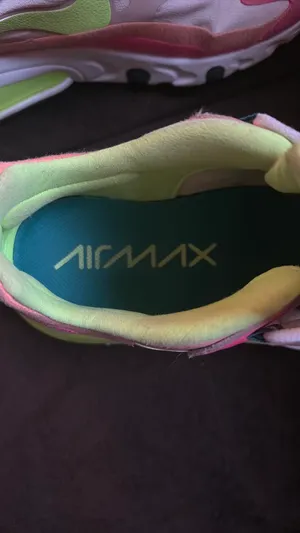 Nike Air Max 270 React thumbnail 3