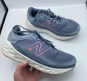 New Balance Fresh Foam X 840v1 sneaker‎ running shoe Women's size 9.5 thumbnail 1