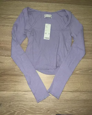 Urban Outfitters brand new long sleeve pretty purple small with tags thumbnail 2
