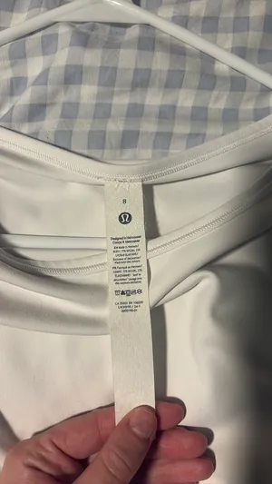 Lululemon Long Sleeve thumbnail 3