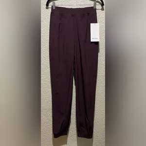 Lululemon NWT Adapted State Perforated High Rise Joggers Goodnight Plum Size 4 thumbnail 7