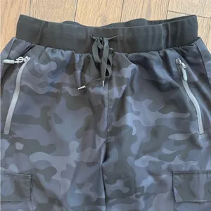 Womens Black Camouflage Cargo Pants thumbnail 2