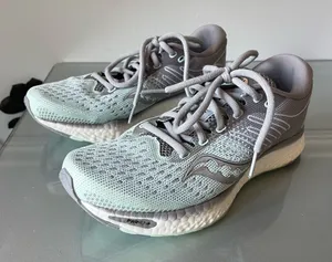 Saucony Freedom ISO 2 Women’s Running Shoes Gray Mint Sneakers Size 6.5 thumbnail 1