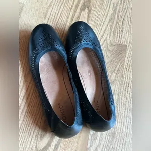 VIONIC leather loafers 🌷🌷 thumbnail 3