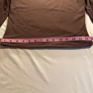 QINSEN Womens Brown Long Sleeve V-Neck Stretchy Fitted Top Size S thumbnail 4