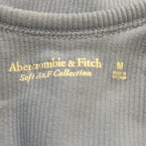 Abercrombie & Fitch soft collection size medium. thumbnail 2