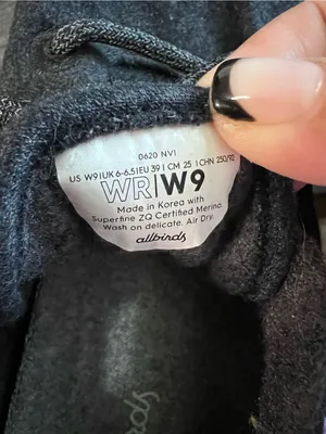Allbirds Women’s WR Wool Runner Raven Dark Gray Merino Wool Shoes thumbnail 9