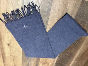 Barbour Plain Lambswool Fringed Scarf in Navy thumbnail 1