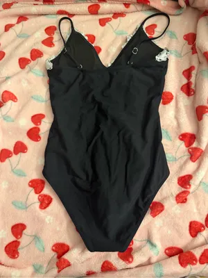 Women’s Size Medium Black One Piece Swimsuit White Lace Floral Embroidered thumbnail 5