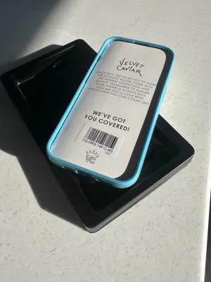 Velvet Caviar iPhone 14 Pro Case thumbnail 4