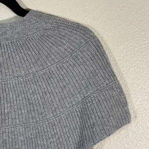 Alice & Olivia Grey Cashmere Y2K Sweater Womens S Chunky Buttons Fall Cardigan thumbnail 5