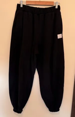 Hollister black high waisted full length joggers thumbnail 1