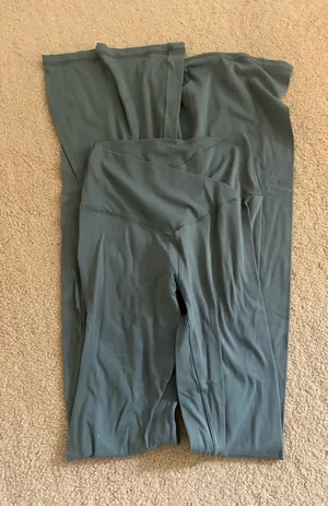 Aerie Crossover Flare Leggings thumbnail 1