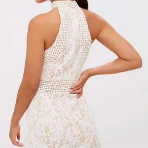 NWT Pretty Little Things Lace Bodycon Dress Size 8 thumbnail 2
