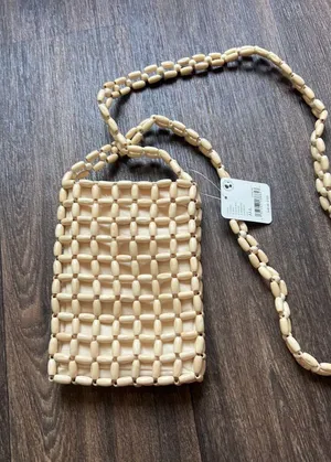 Purse thumbnail 2
