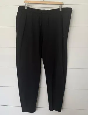 Nike Women’s XXL Black White Jogger Sweatpants thumbnail 1