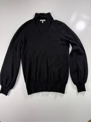 Neiman Marcus 100% Cashmere Black V-Neck Open Turtleneck Sweater thumbnail 2