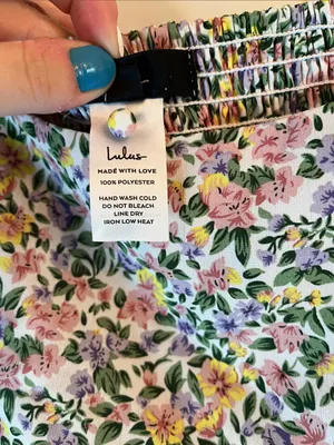 Lulu's Even Sweeter Floral Cropped Blouse with Puff Sleeves - Size Medium thumbnail 4