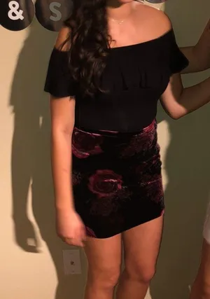 Velvet Mini Skirt thumbnail 4