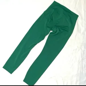 Lululemon green leggings! thumbnail 2