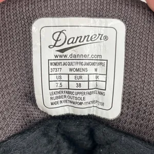 Danner x FP Movement Purple Jag Quilted Hiking Boot Fig Jam Candy Apple Size 7.5 thumbnail 12
