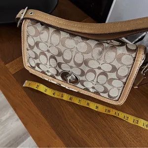 Y2k Restored Coach Hampton Signiature Tan Shoulder Bag thumbnail 10