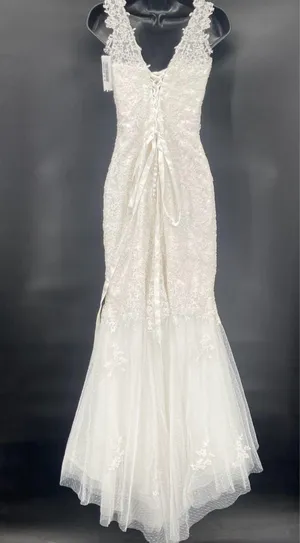 NWT May Queen Couture Size 6 Lace & Polka Dot Tulle Mermaid Wedding / Formal Dress thumbnail 5