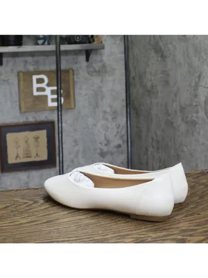 Journee Collection Womens Comfort Kavn Flats KAVN-WD White 7.5W thumbnail 2