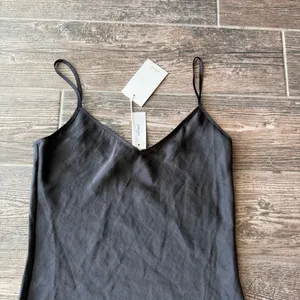 Aritzia Wilfred Black Sonnet Satin Lace Slip Dress Adjustable Straps thumbnail 4
