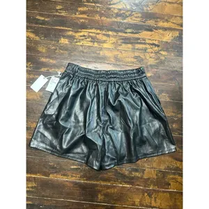 Good American faux black leather pull on 4/XL shorts thumbnail 4
