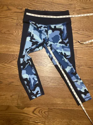 LulaRoe Rise Collection blue camo capri leggings size Large thumbnail 6