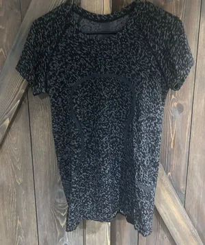 lululemon swiftly tech short sleeve thumbnail 1