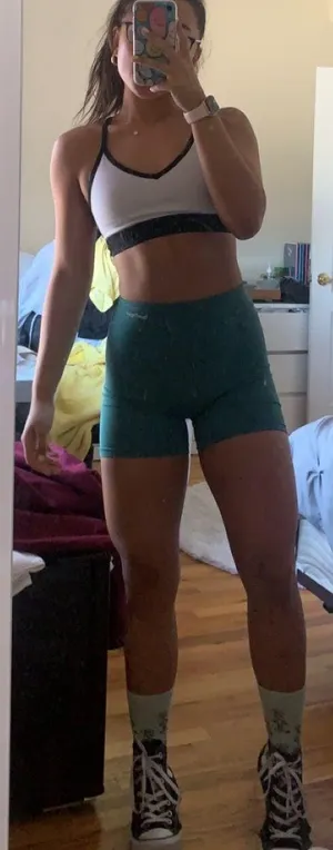 Amazon green scrunched gym shorts thumbnail 3