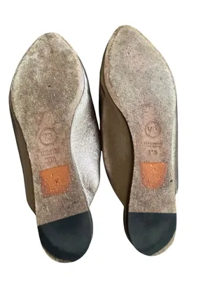 Veronica Beard Gold Metallic Leather Mules 38.5 thumbnail 6
