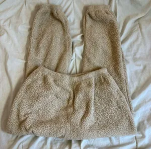 SheIn Beige Fuzzy Two Piece Co-ord Lounge Set Size Medium thumbnail 11