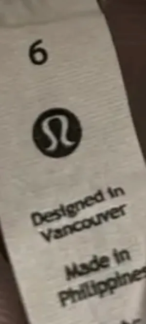 Lululemon Long Sleeve thumbnail 4