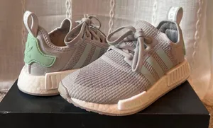 Adidas NMD_R1 thumbnail 1