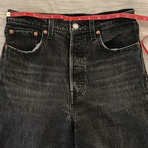 Levi’s Ribcage Straight Ankle Sz 27 thumbnail 9