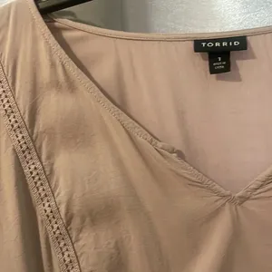 Torrid size 1 lavender blouse thumbnail 2