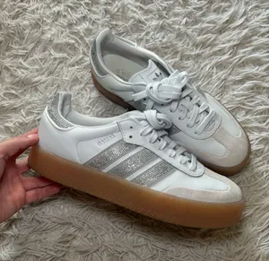 Adidas Samba Shoes thumbnail 1
