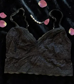 Gilly Hicks Sydney Black Lace Bralette Size Small thumbnail 1
