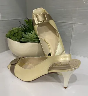 Amalfi by Rangoni Leather Peep Toe Slingback Heels Size 8AA Yellow Gold Italy thumbnail 1