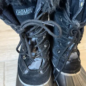 Khombu Nordic 2 women's black suede leather winter snow boots size 7M‎ thumbnail 6
