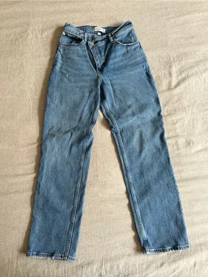 Abercrombie & Fitch Curve Love 90s Straight Ultra High Rise Criss-Cross Jeans 27 thumbnail 1