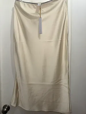 2pc Satin Cropped Camisole And Maxi Skirt Set size M thumbnail 5